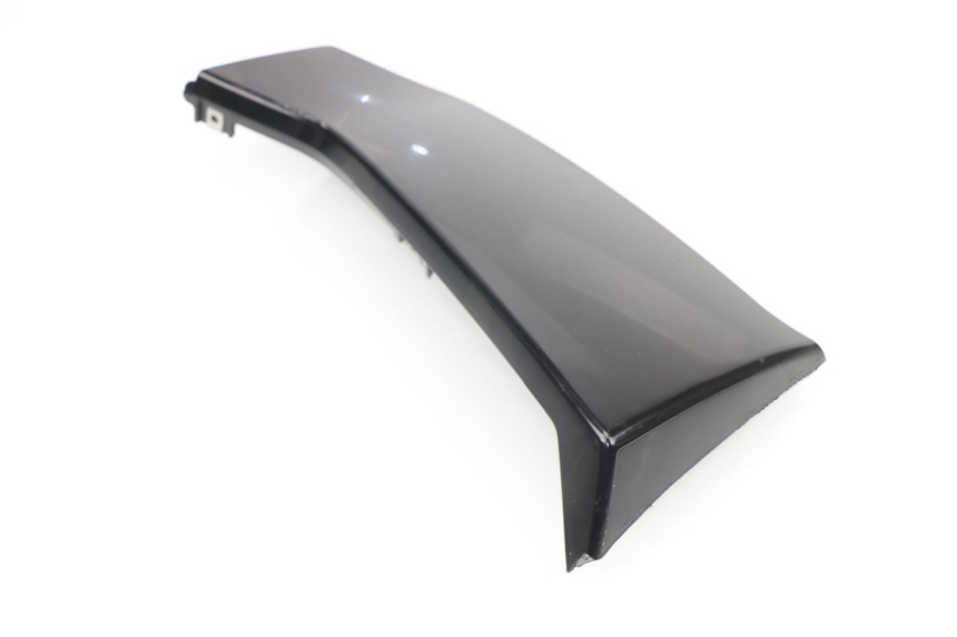 photo de RIGHT FRONT FAIRING APRILIA SPORT CITY 2T 50 (2008 - 2012)
