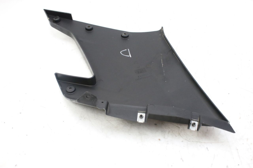 photo de RIGHT FRONT SIDE PANEL DERBI GPR 50 (2004 - 2009)