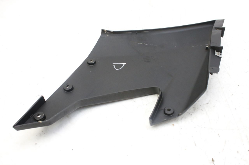 photo de RIGHT FRONT SIDE PANEL DERBI GPR 50 (2004 - 2009)