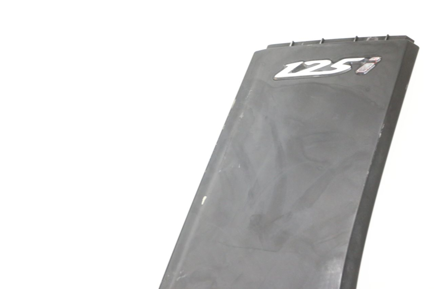 photo de RIGHT FRONT FAIRING KYMCO DINK STREET 125 (2009 - 2014) - Additional view of the item