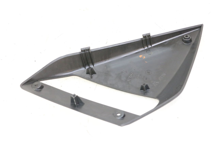 photo de RIGHT FRONT FAIRING GILERA NEXUS 300 (2008 - 2013)