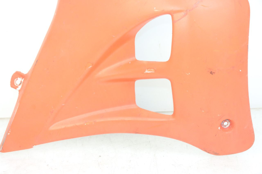 photo de RIGHT FRONT SIDE PANEL GILERA RK 50 (1996 - 1999)