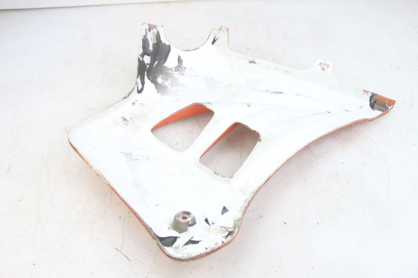 photo de RIGHT FRONT SIDE PANEL GILERA RK 50 (1996 - 1999)