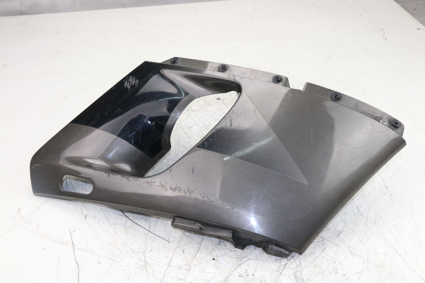 photo de RIGHT FRONT FAIRING KAWASAKI ZZR 600 (1995 - 2004)