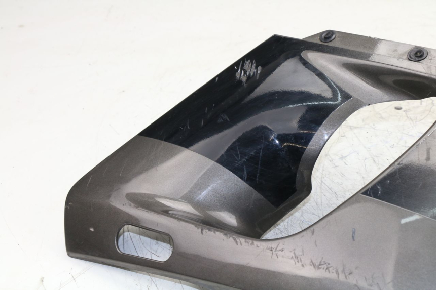 photo de RIGHT FRONT FAIRING KAWASAKI ZZR 600 (1995 - 2004)