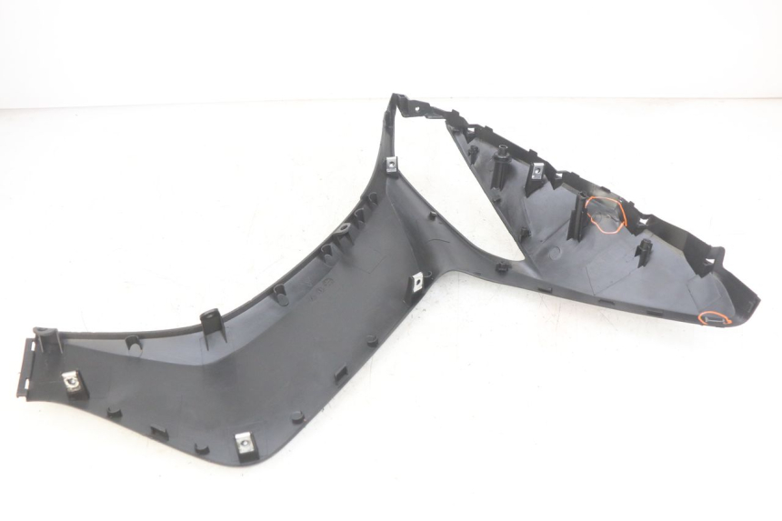photo de RIGHT FRONT SIDE PANEL KYMCO AGILITY 16+ 4T 50 (2018 - 2023)