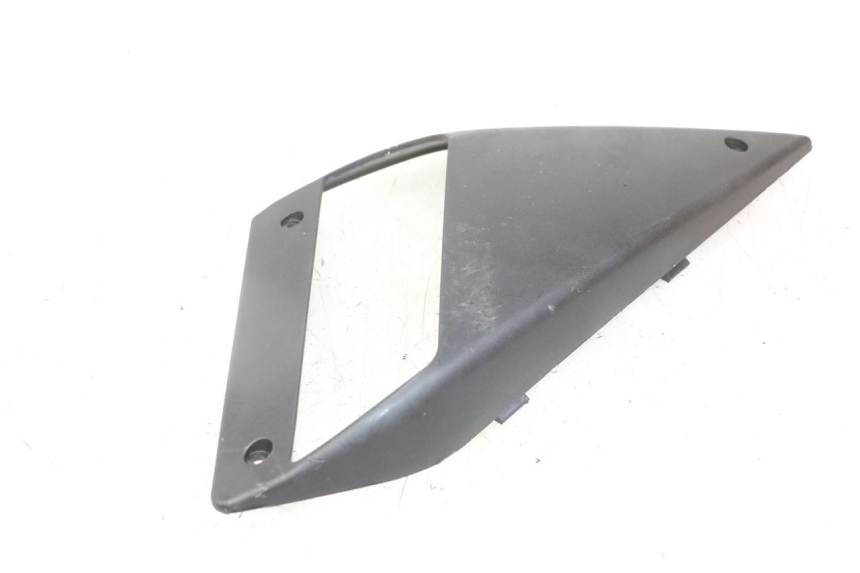 photo de RIGHT FRONT FAIRING GILERA NEXUS 125 (2009 - 2013)