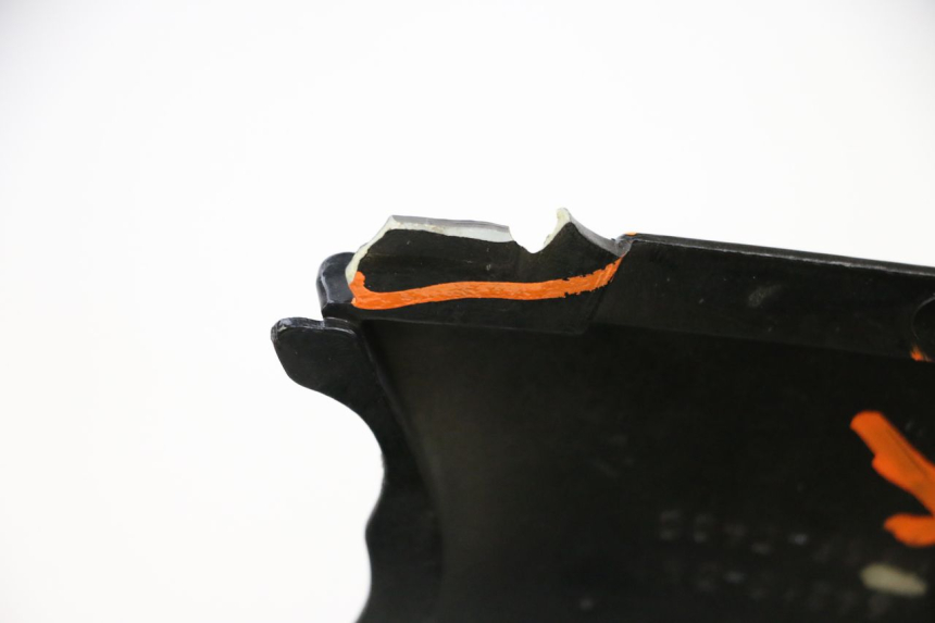 photo de RIGHT FRONT FAIRING HONDA NSR R 125 (1994 - 2003) - Detailed visual inspection