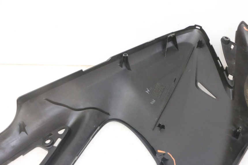 photo de RIGHT FRONT FAIRING HONDA NTV DEAUVILLE ABS 700 (2007 - 2016)