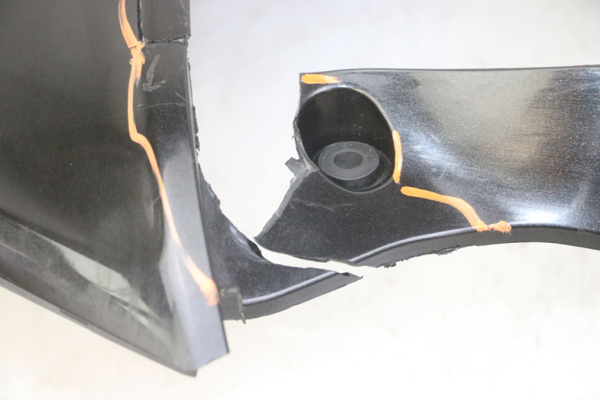 photo de RIGHT FRONT FAIRING HONDA NTV DEAUVILLE ABS 700 (2007 - 2016)