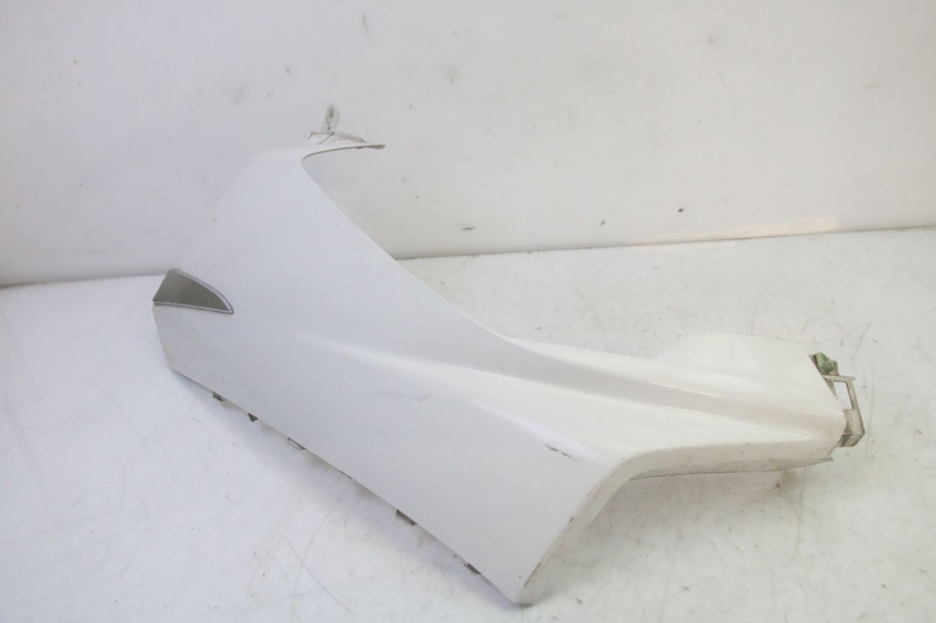 photo de RIGHT FRONT FAIRING PEUGEOT SATELIS 125 (2010 - 2012)