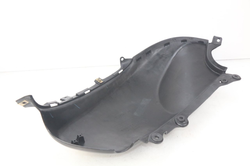 photo de RIGHT FRONT SIDE PANEL SUZUKI XF FREEWIND 650 (1997 - 2003)