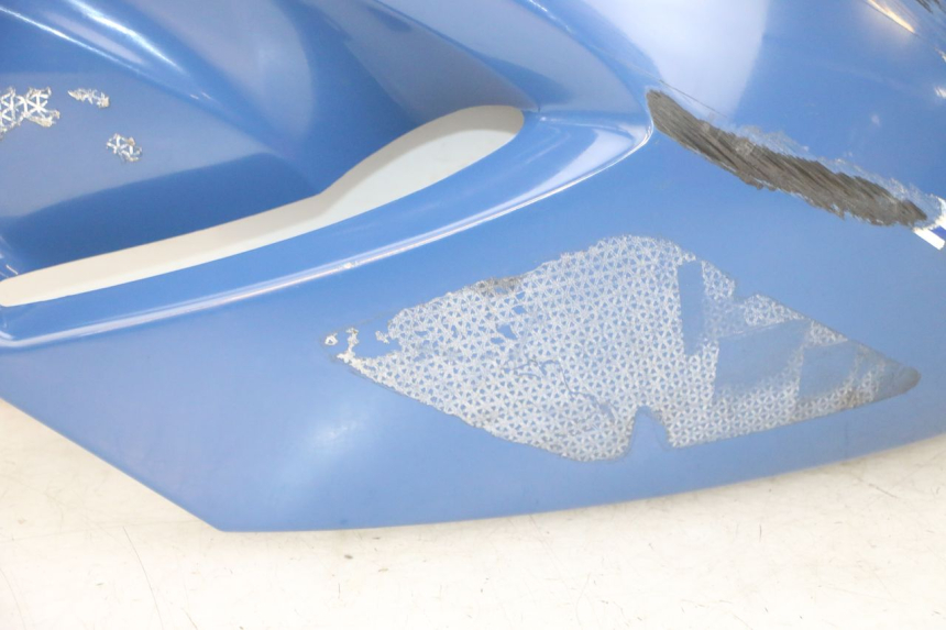 photo de RIGHT FRONT SIDE PANEL YAMAHA TDM ABS 900 (2002 - 2014) - Distinctive features