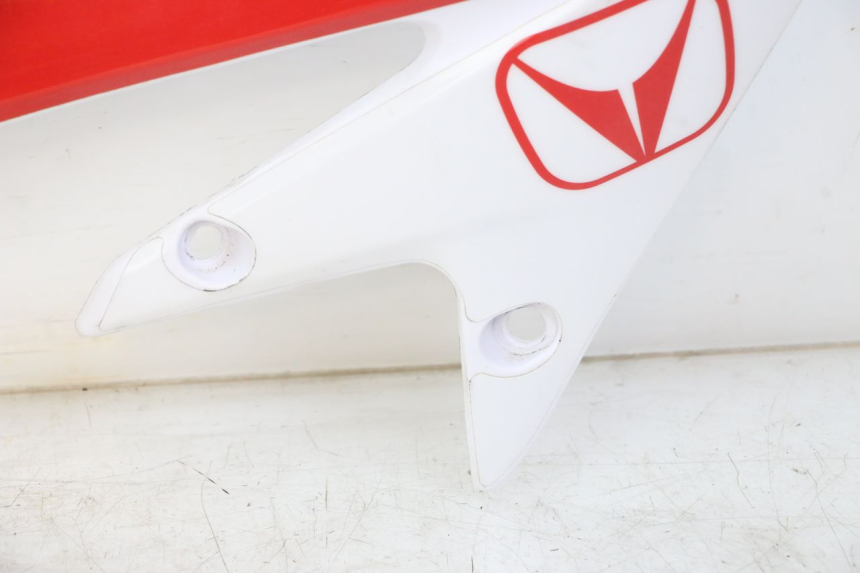 photo de RIGHT FRONT FAIRING VENT DERAPAGE 50 (2018 - 2023)