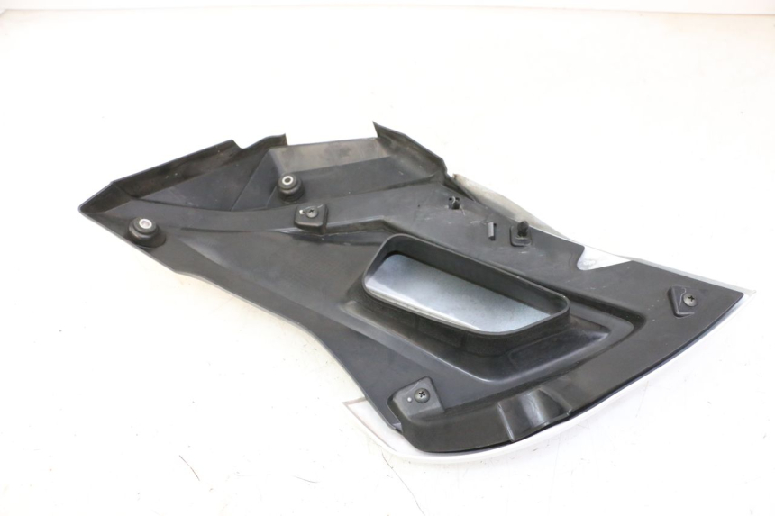 photo de RIGHT FRONT FAIRING YAMAHA XJ6 ABS 600 (2008 - 2016)