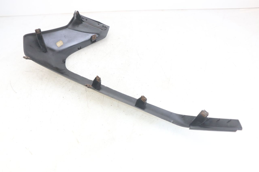 photo de RIGHT FRONT SIDE PANEL YAMAHA X-MAX XMAX 250 (2006 - 2009)