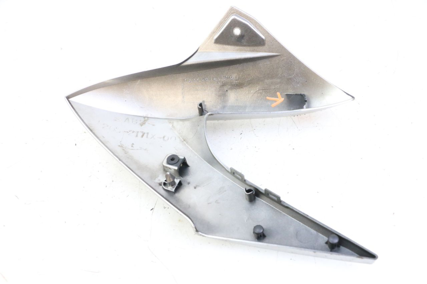photo de RIGHT FRONT FAIRING YAMAHA XJ6 600 (2008 - 2016)