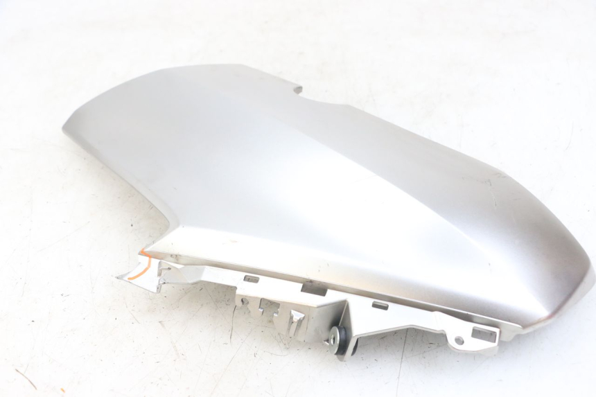 photo de RIGHT FRONT SIDE PANEL YAMAHA XMAX X-MAX ABS 125 (2017 - 2020)