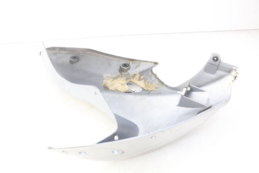 photo de RIGHT FRONT FAIRING KAWASAKI ZR7 ZR-7 S 750 (1999 - 2004) - Technical close-up