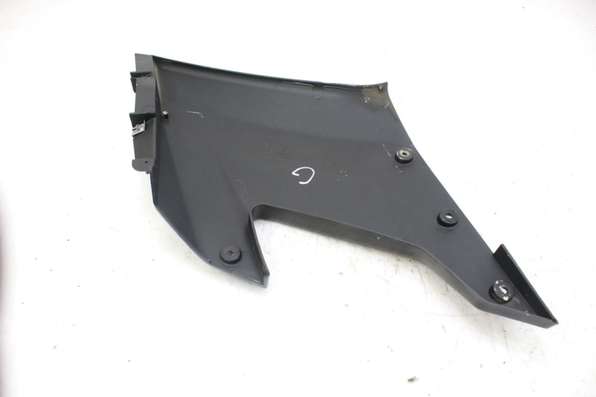 photo de LEFT FRONT SIDE PANEL DERBI GPR 50 (2004 - 2009)