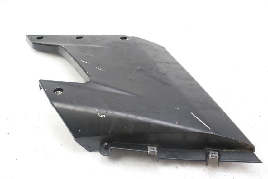 photo de LEFT FRONT SIDE PANEL DERBI GPR 50 (2004 - 2009)