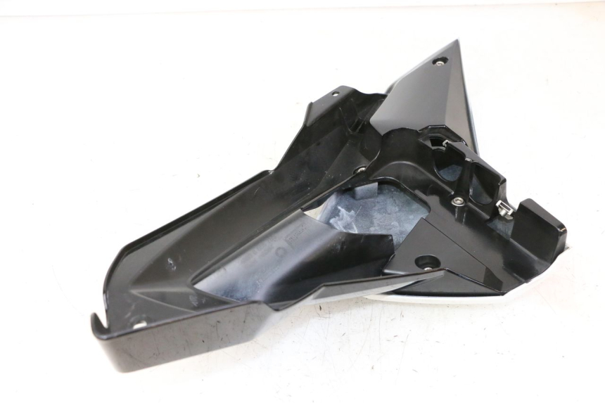 photo de LEFT FRONT FAIRING BMW G310 R 310 (2016 - 2020)