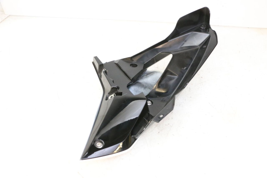 photo de LEFT FRONT FAIRING BMW G310 R 310 (2016 - 2020)