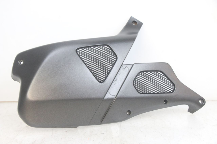 photo de LEFT FRONT SIDE PANEL GILERA DNA 50 (2000 - 2007)
