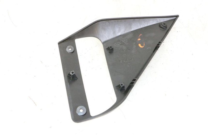 photo de LEFT FRONT FAIRING GILERA NEXUS 300 (2008 - 2013)