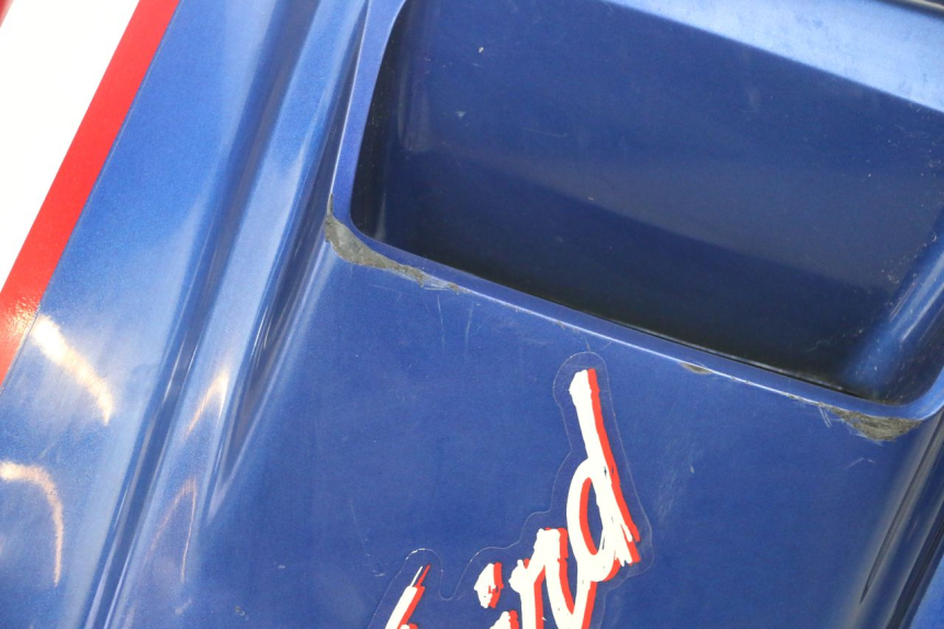 photo de LEFT FRONT FAIRING KAWASAKI GPX R WARBIRD 600 (1988 - 1993) - Alternative perspective