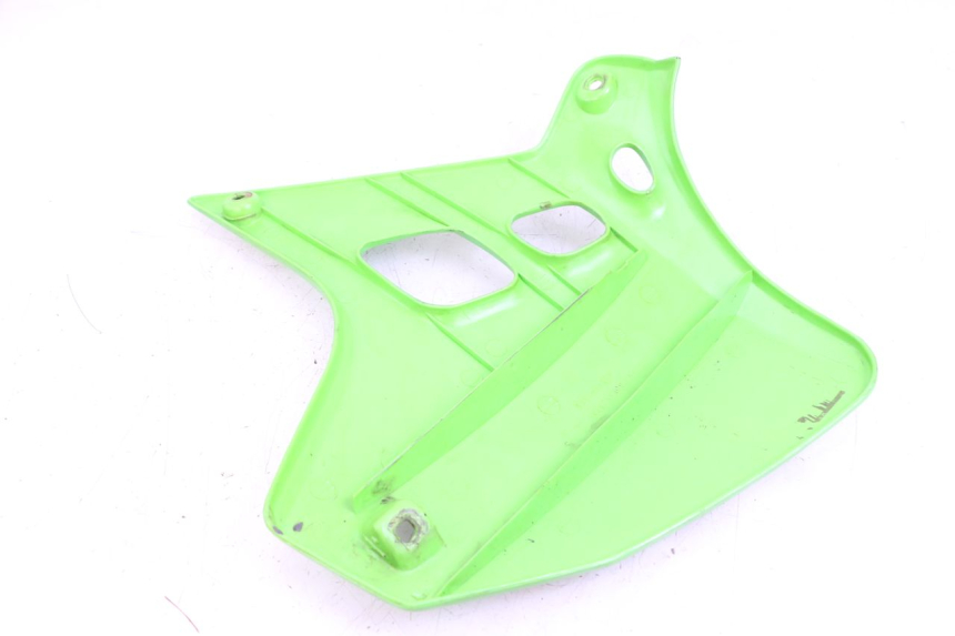 photo de LEFT FRONT FAIRING KAWASAKI KDX 125 (1990 - 1991)