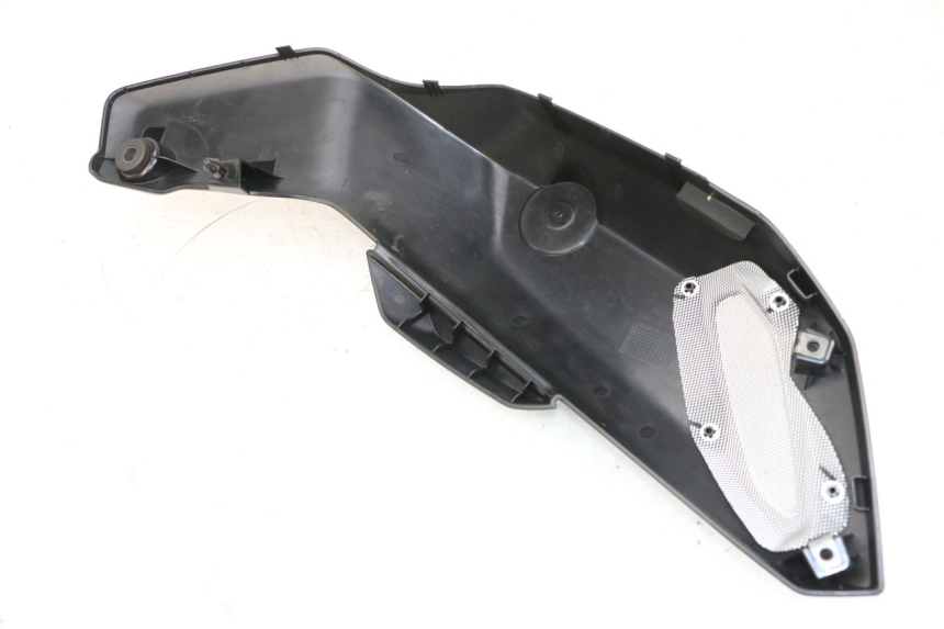 photo de LEFT FRONT FAIRING YAMAHA MT-07 MT07 ABS 700 (2018 - 2020) - Fixing points details