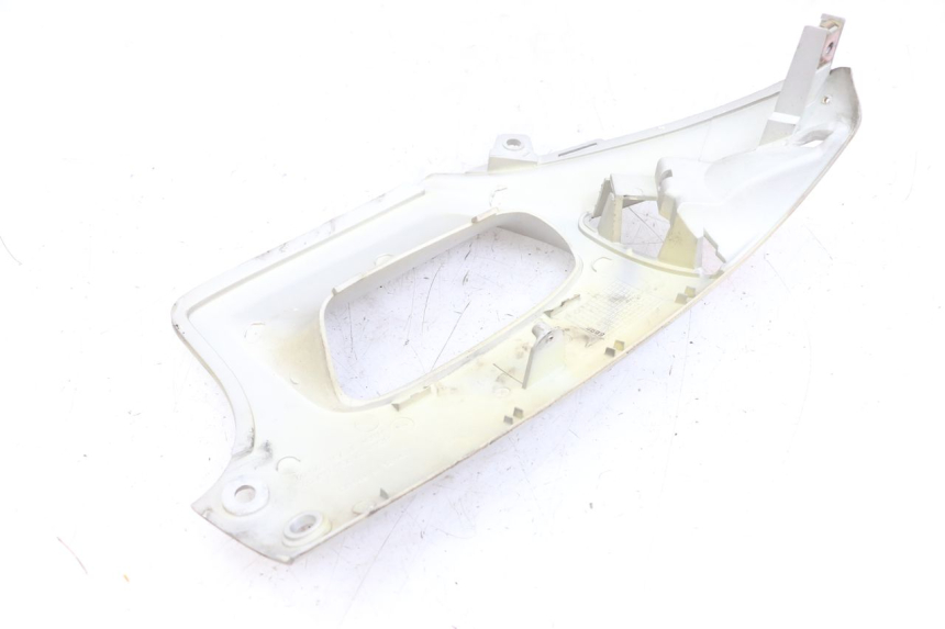 photo de LEFT FRONT SIDE PANEL PEUGEOT SPEEDFIGHT 100 (1997 - 2007)