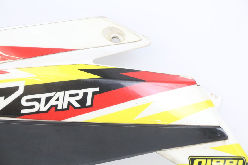 photo de LEFT FRONT SIDE PANEL YCF R-START 125