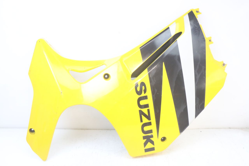 photo de LEFT FRONT FAIRING SUZUKI GS F 500 (2004 - 2007)