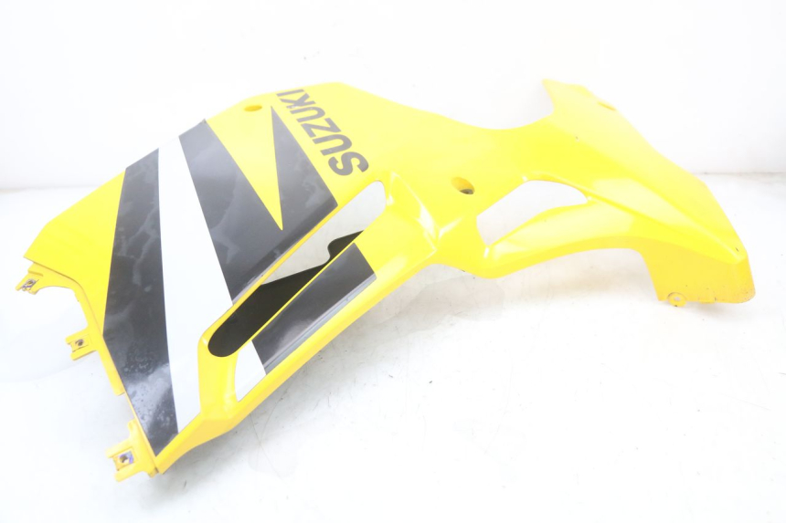 photo de LEFT FRONT FAIRING SUZUKI GS F 500 (2004 - 2007)