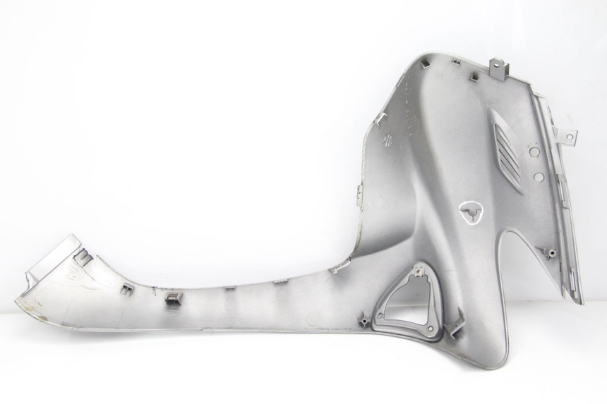 photo de LEFT FRONT FAIRING SUZUKI UC EPICURO 125 (1999 - 2003)