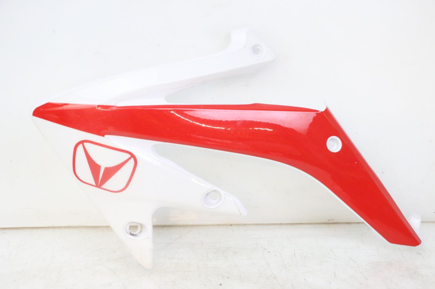 photo de LEFT FRONT FAIRING VENT DERAPAGE 50 (2018 - 2023)