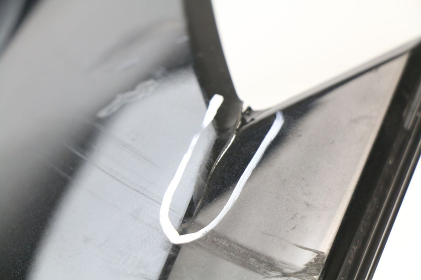 photo de LEFT FRONT FAIRING YAMAHA XMAX X-MAX ABS 125 (2014 - 2016)