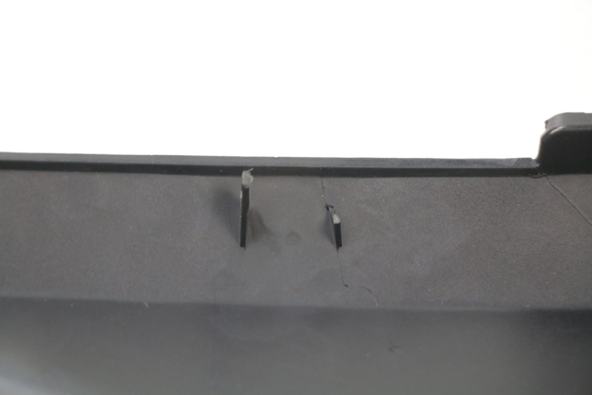 photo de LEFT FRONT FAIRING YAMAHA XMAX X-MAX ABS 125 (2014 - 2016)