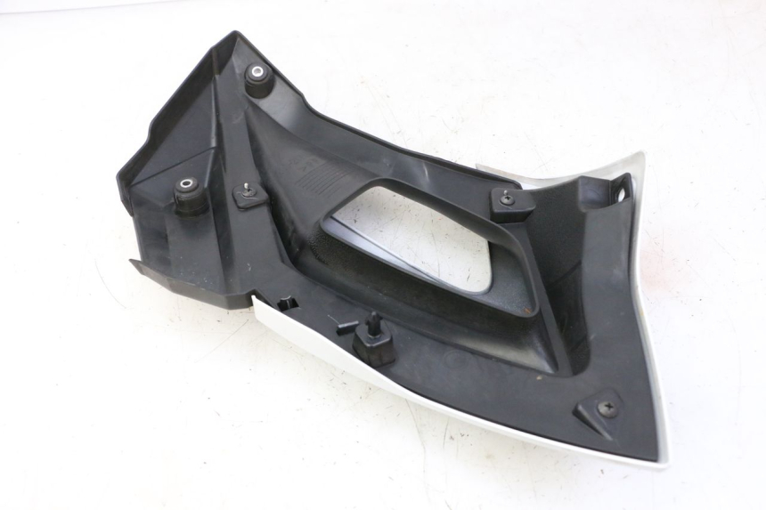 photo de LEFT FRONT FAIRING YAMAHA XJ6 ABS 600 (2008 - 2016)