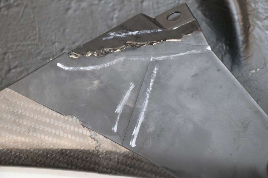photo de LEFT FRONT FAIRING YAMAHA YZF R1M R1 M 1000 (2015 - 2020)