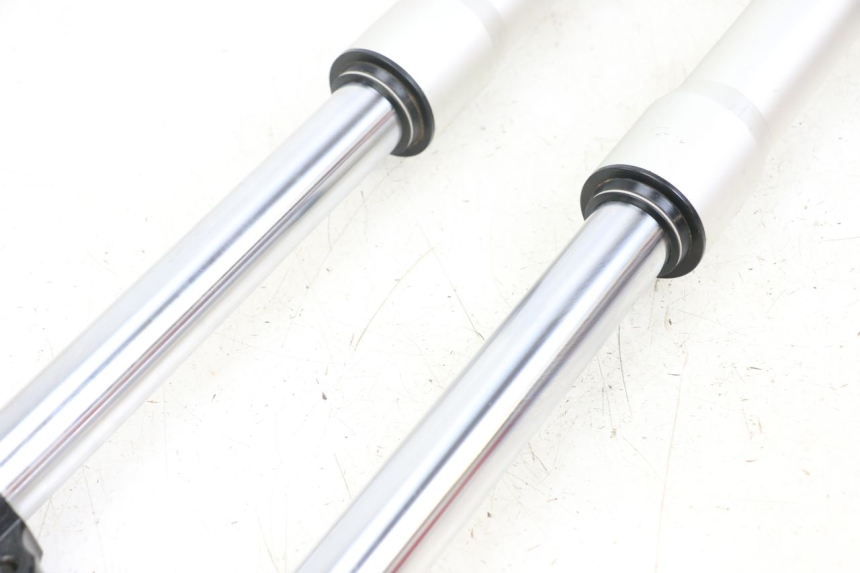 photo de FORKS LEG APOLLO RFZ 140