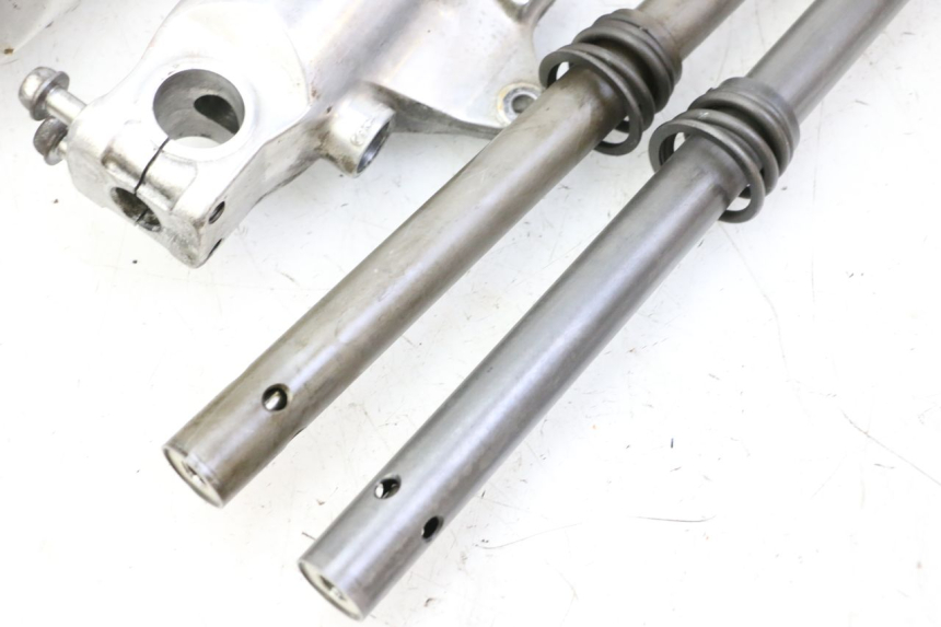 photo de FORKS LEG HONDA CBR RR FIREBLADE 900 (1992 - 1994)