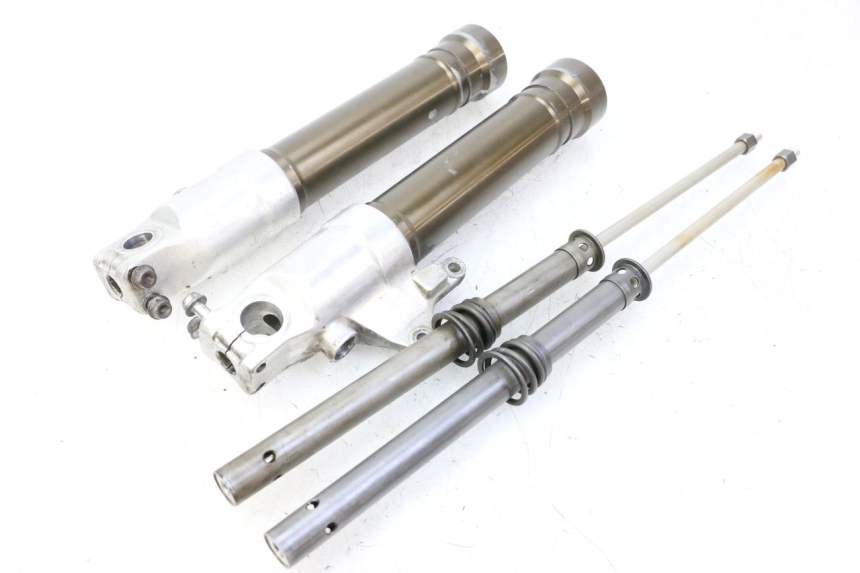 photo de FORKS LEG HONDA CBR RR FIREBLADE 900 (1992 - 1994)