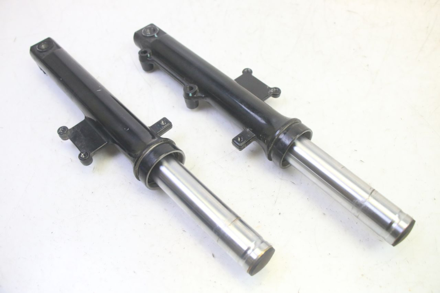 photo de FORKS LEG SYM CROX 4T 50 (2016 - 2023) - Surface and material condition