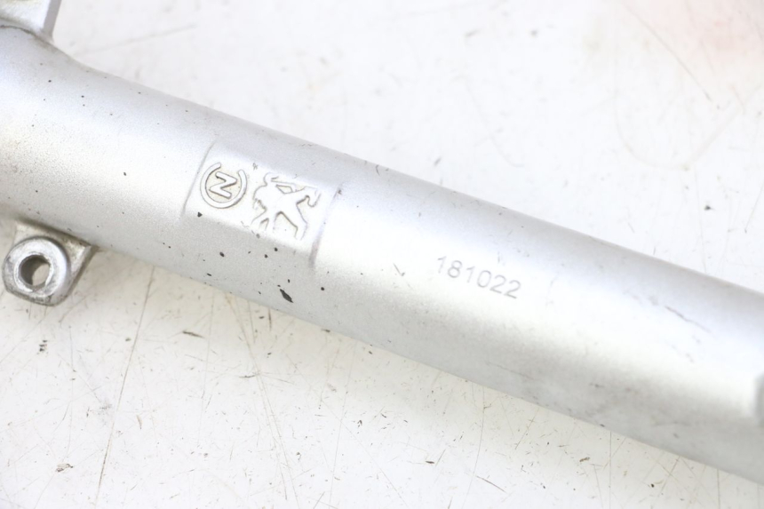 photo de RIGHT FORKS LEG PEUGEOT KISBEE 4T 50 (2018 - 2022)