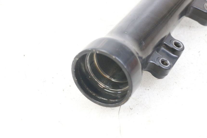 photo de RIGHT FORK TUBE TRIUMPH SPEED TRIPLE T301 900 (1994 - 1996)