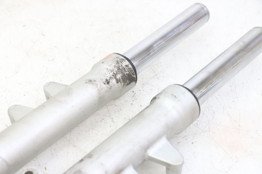 photo de FORKS LEG PEUGEOT ELYSEO 125 (1999 - 2004)