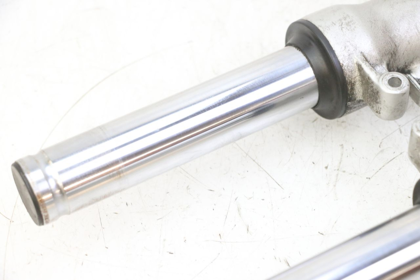 photo de FORKS LEG HONDA FES S-WING SWING ABS 125 (2007 - 2015)